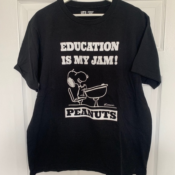 Peanuts - Uniqlo UT Graphic Tee - Size Large - Picture 1 of 3